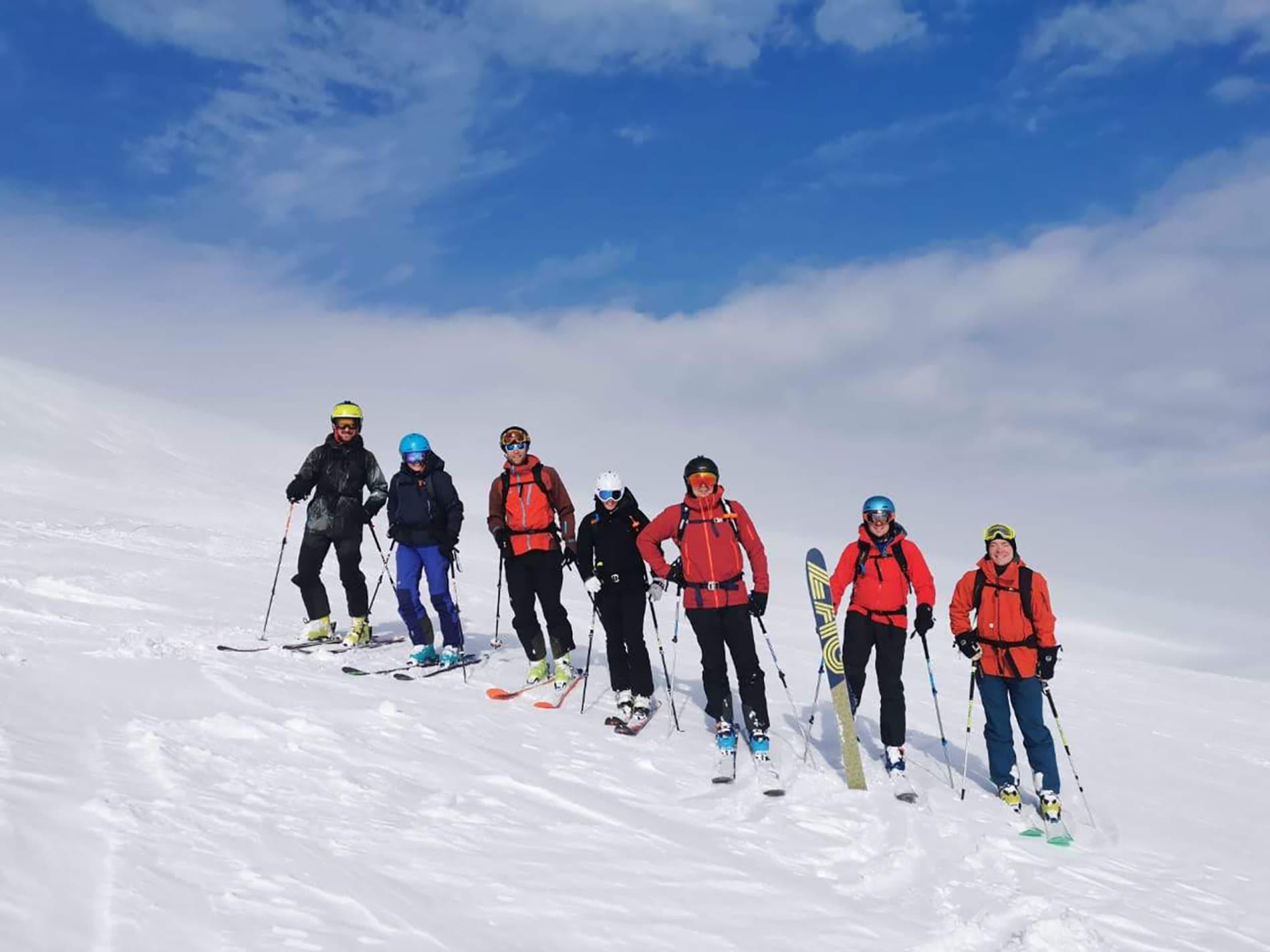 Group full-day ski lesson in Gudauri on a sunny day